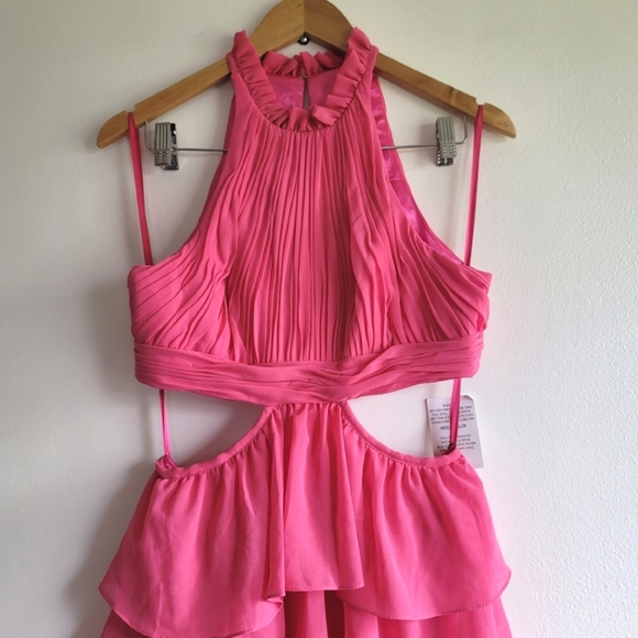 Ieena for Mac Duggal,  Tiered Ruffle Pleated High Neck Gown, HotPink, Size 6,NWT - Picture 7 of 16